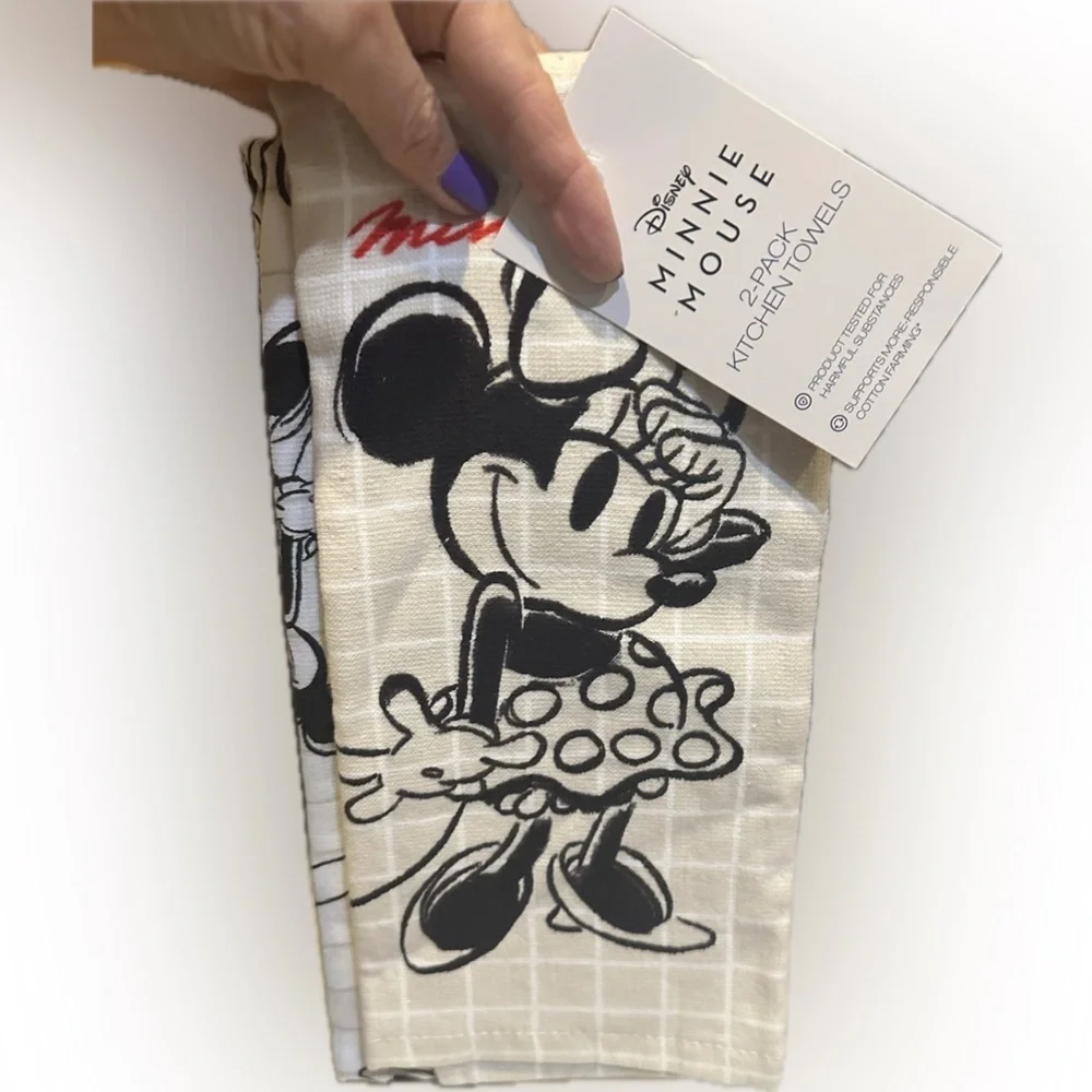 DISNEY MINNIE MOUSE TEA KITCHEN HAND TOWELS DECOR SET OF 2 CARTOON COLLECTIBLE